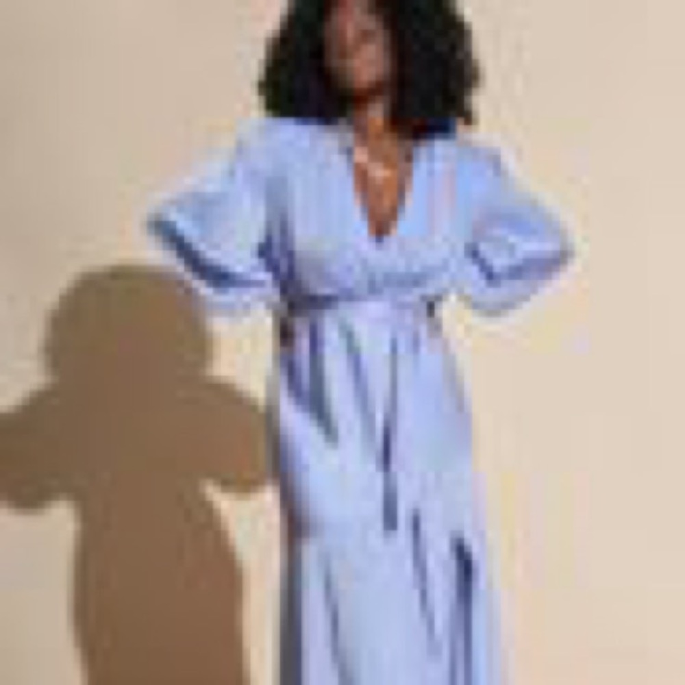 Maxi satin with belt
